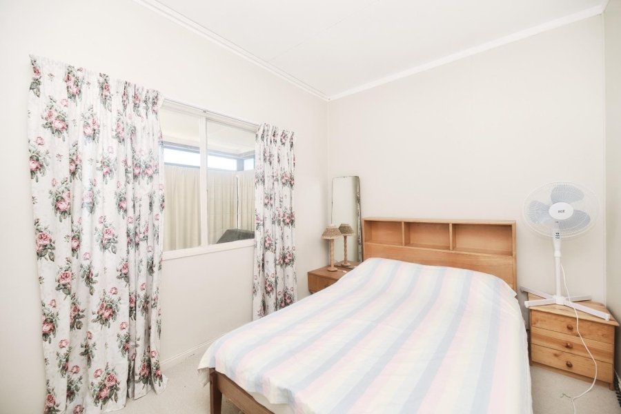 5 Bedroom Property for Sale in De Kelders Western Cape